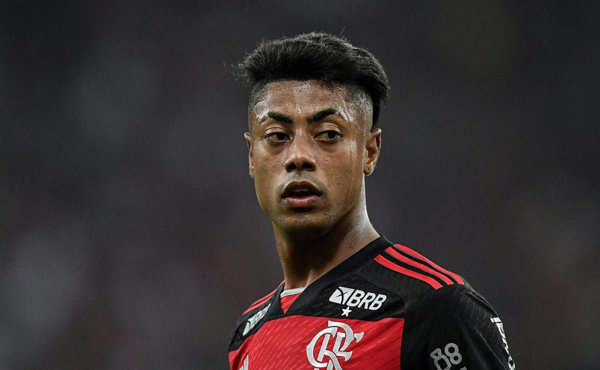 Saída de Bruno Henrique do Flamengo sofre reviravolta após proposta do Atlético-MG não ser confirmada