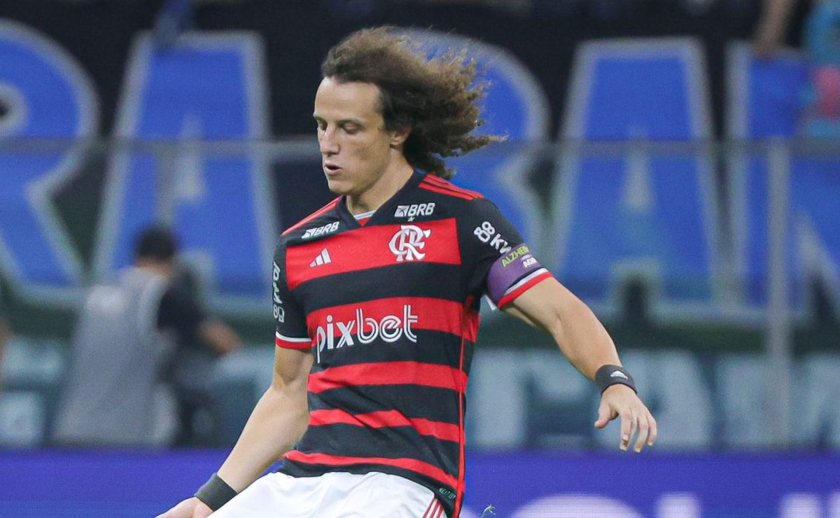 David Luiz é confirmado no Fortaleza por Nicola, e informação chega ao Flamengo