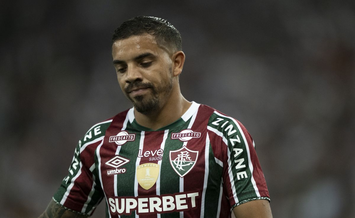 Fluminense acerta empréstimo de Terans para o Peñarol, do Uruguai