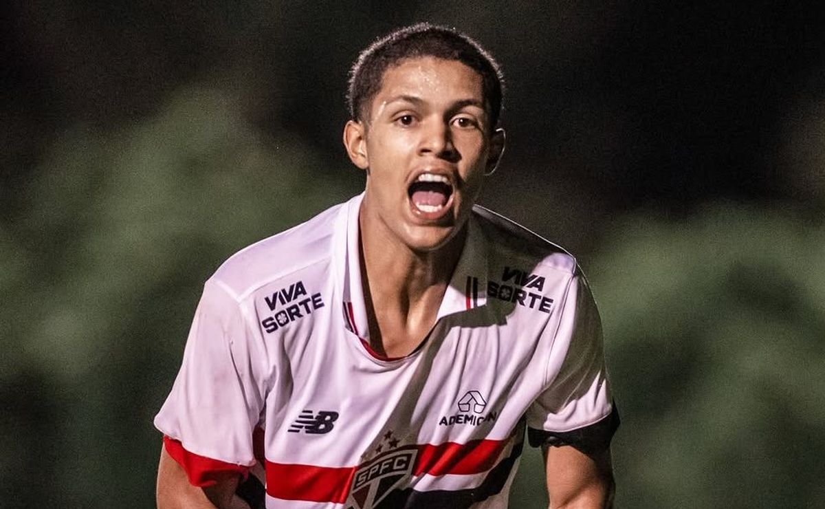 Ryan Francisco fala sobre expectativa de atuar no profissional do São Paulo: “Vou dar meu máximo”