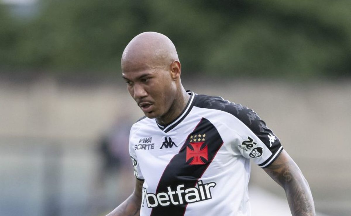 Zé Gabriel e +2 vão mal no Carioca e estão fora do Vasco em 2025