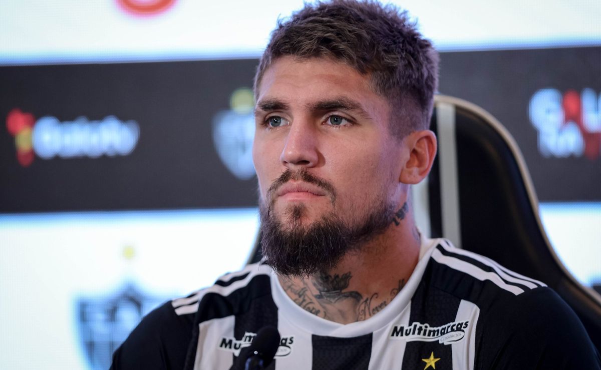 Lyanco é ‘advertido’ no Atlético-MG e leva bronca após confusão no clássico, diz portal