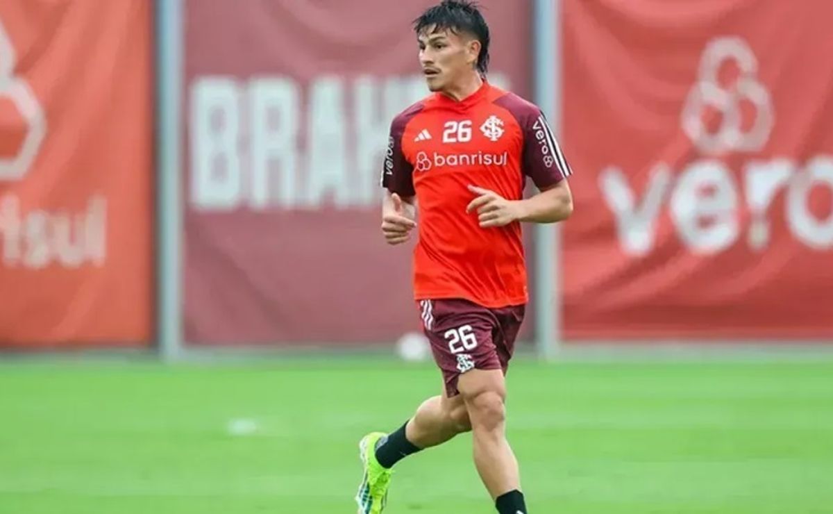 Bernabei brilha no treino do Internacional e pode ser protagonista no Gaúchão 2025