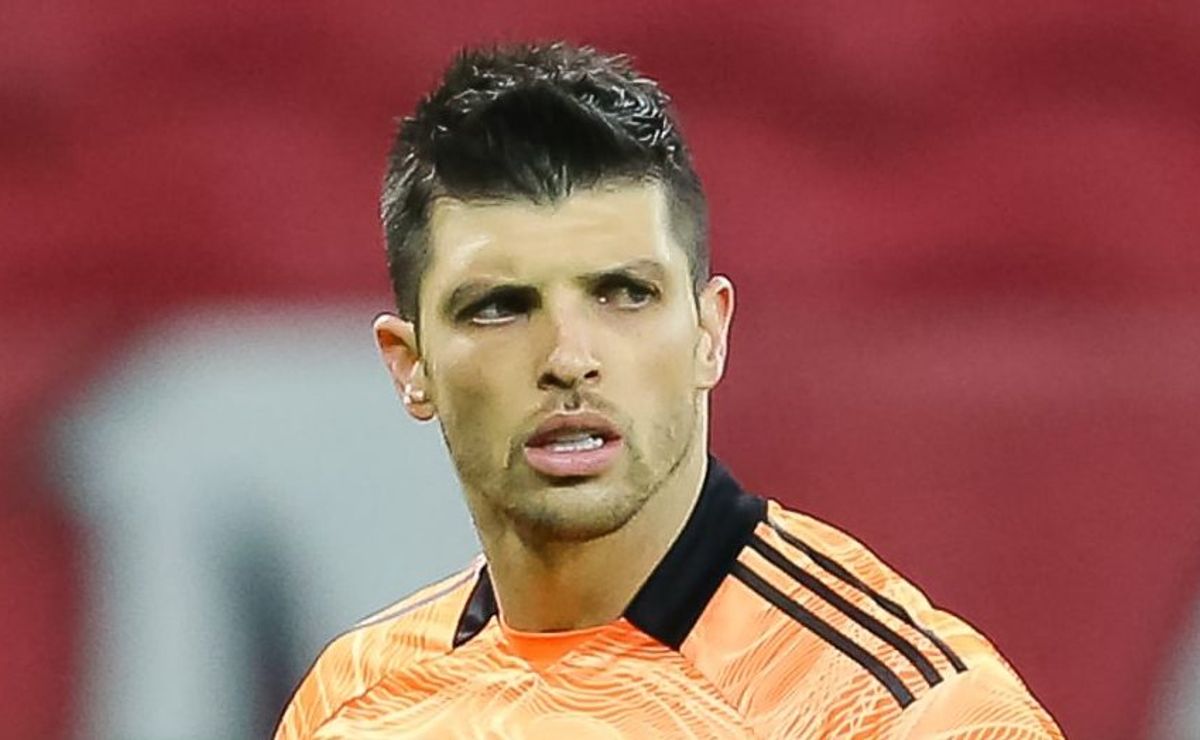 Tiago Volpi no Grêmio tem avanço para contratação após saída de Toluca-MEX