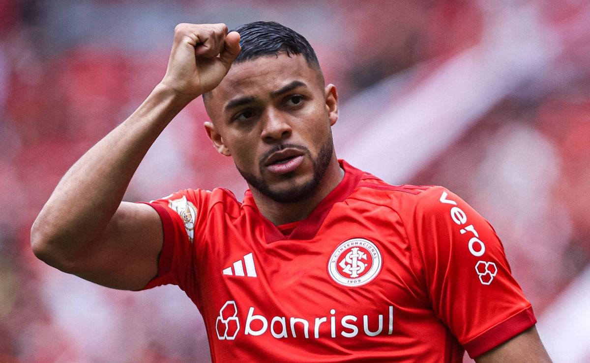 Internacional aceita proposta feita pelo Vasco, que aguarda aprovação de Wanderson por anúncio oficial