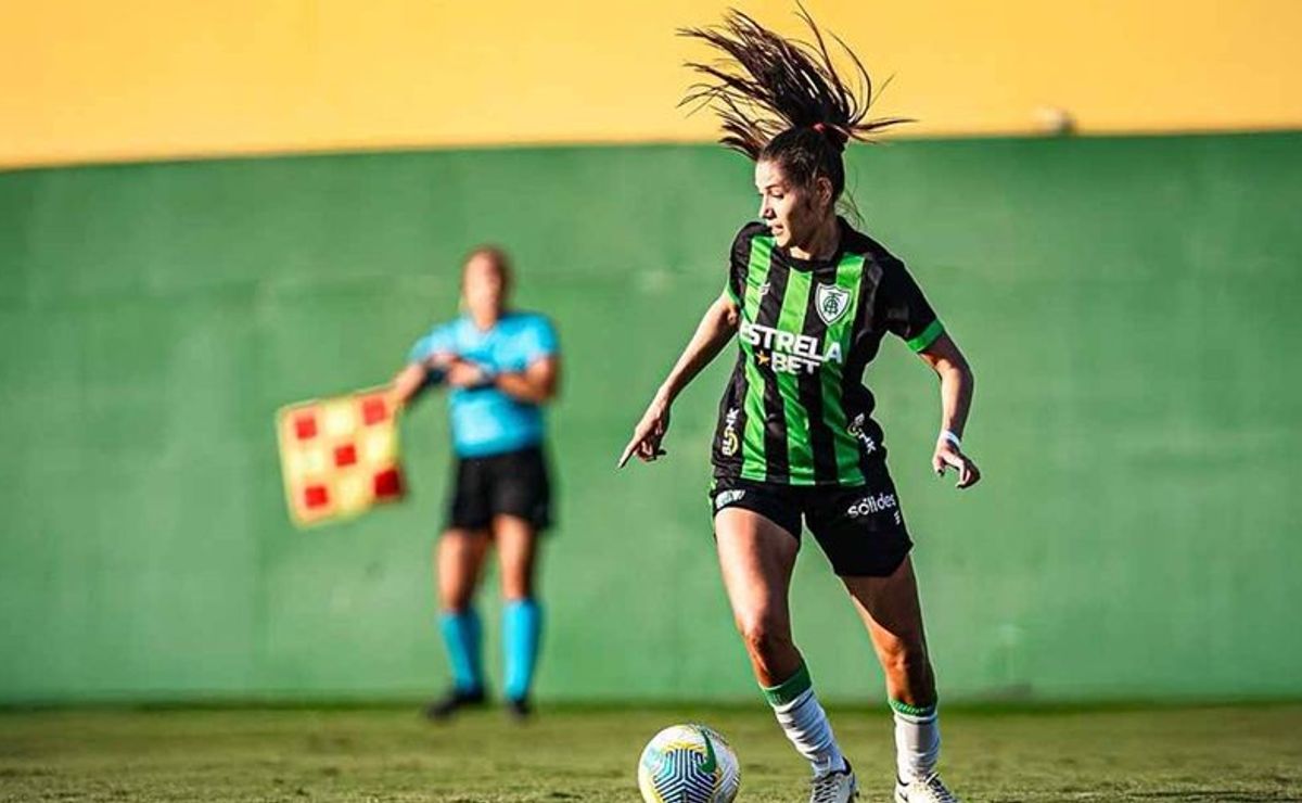 Grêmio anuncia oficialmente Valéria Paula como reforço para 2025
