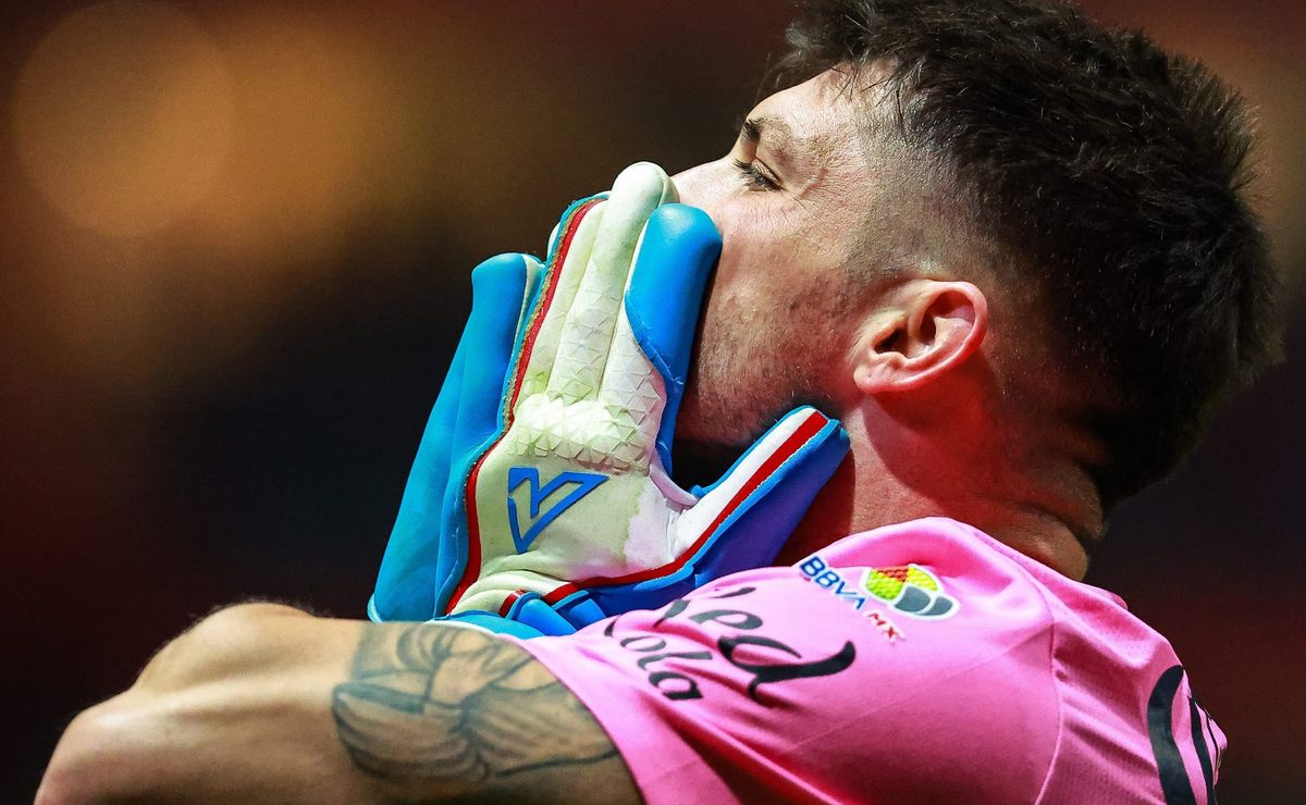 Tiago Volpi no Grêmio é confirmado por jornalista e salário de R$ 800 mil é exposto