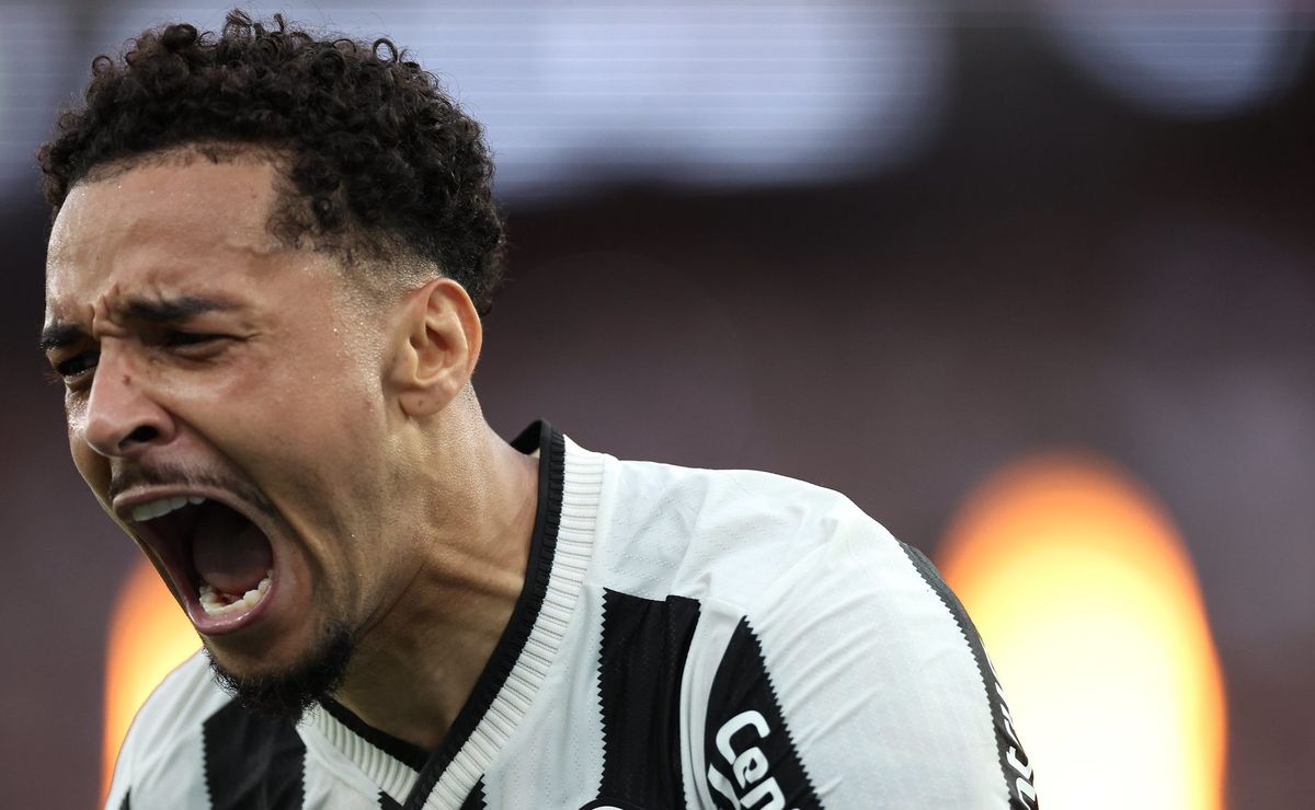 Atlético-MG apresenta proposta por Gregore, do Botafogo, e tem concorrência do Palmeiras