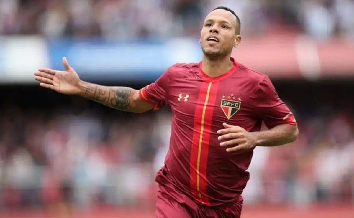 Luís Fabiano, ex-jogador do São Paulo se prepara para a última despedida no Morumbi