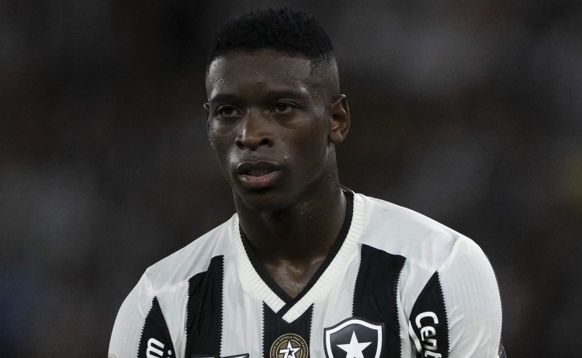 Luiz Henrique se despede do Botafogo após trocar o clube pelo Zenit