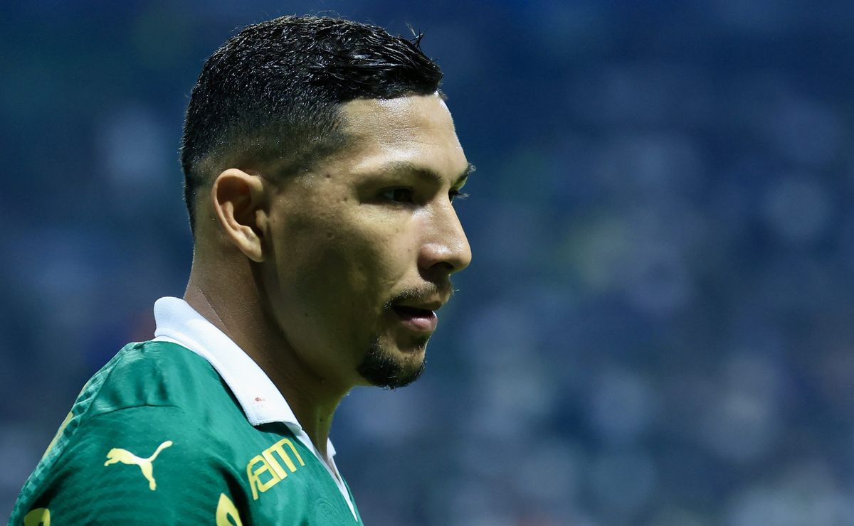 Em negociações com o Fluminense, Rony pode fechar com outro clube