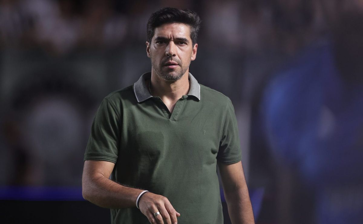 Abel Ferreira defende o Palmeiras na polêmica sobre Claudinho: “Queremos jogadores de caráter e palavra”
