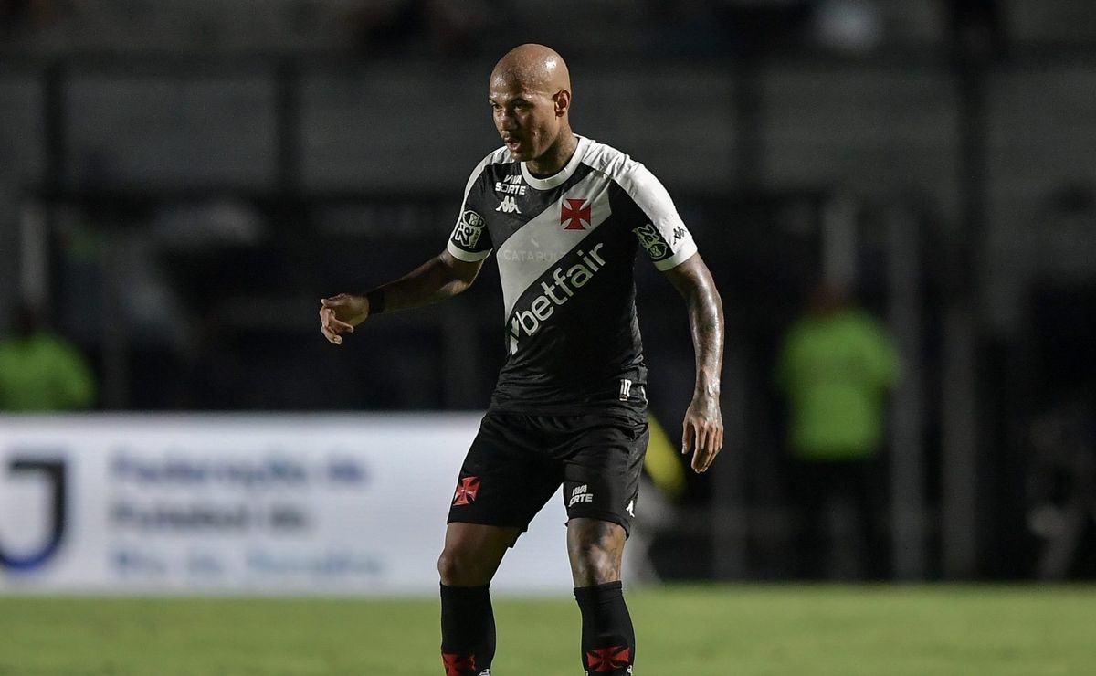 Vasco prepara barca de nove jogadores para reduzir folha salarial; confira os nomes