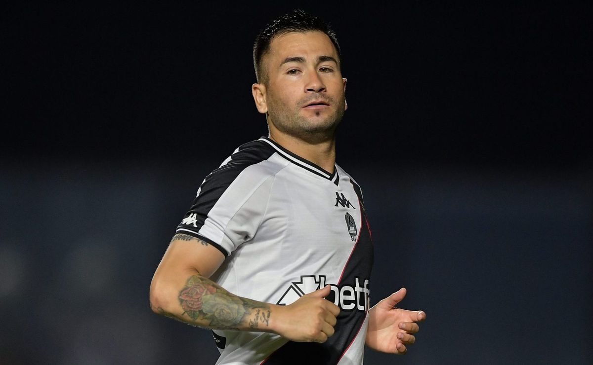 Jean David pode trocar Vasco pelo Colo-Colo e Pedrinho determina condição para liberar atacante