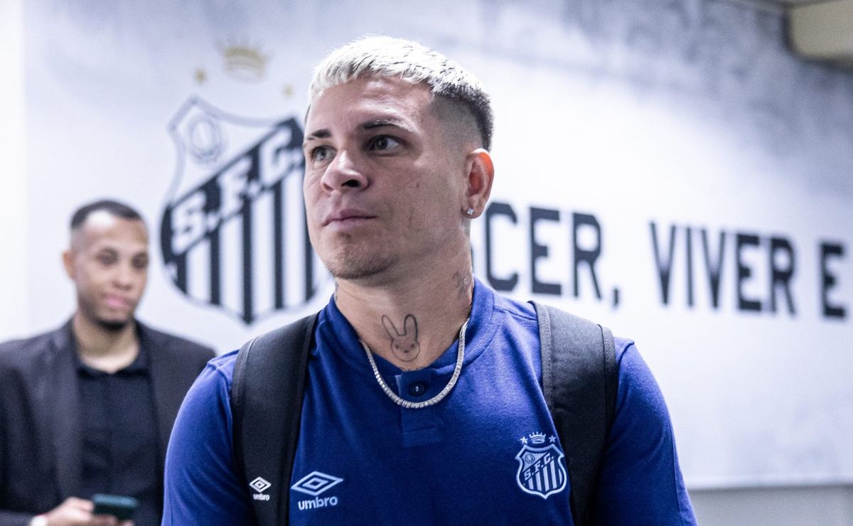 Soteldo quer sair do Santos após bronca pública de Pedro Caixinha