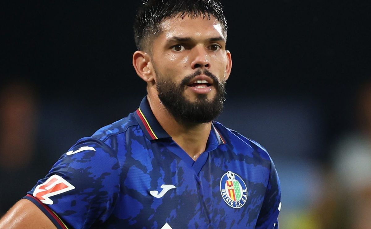 Palmeiras tentou trazer Alderete para vaga de Vitor Reis, mas condições impostas pelo Getafe vetaram o negócio