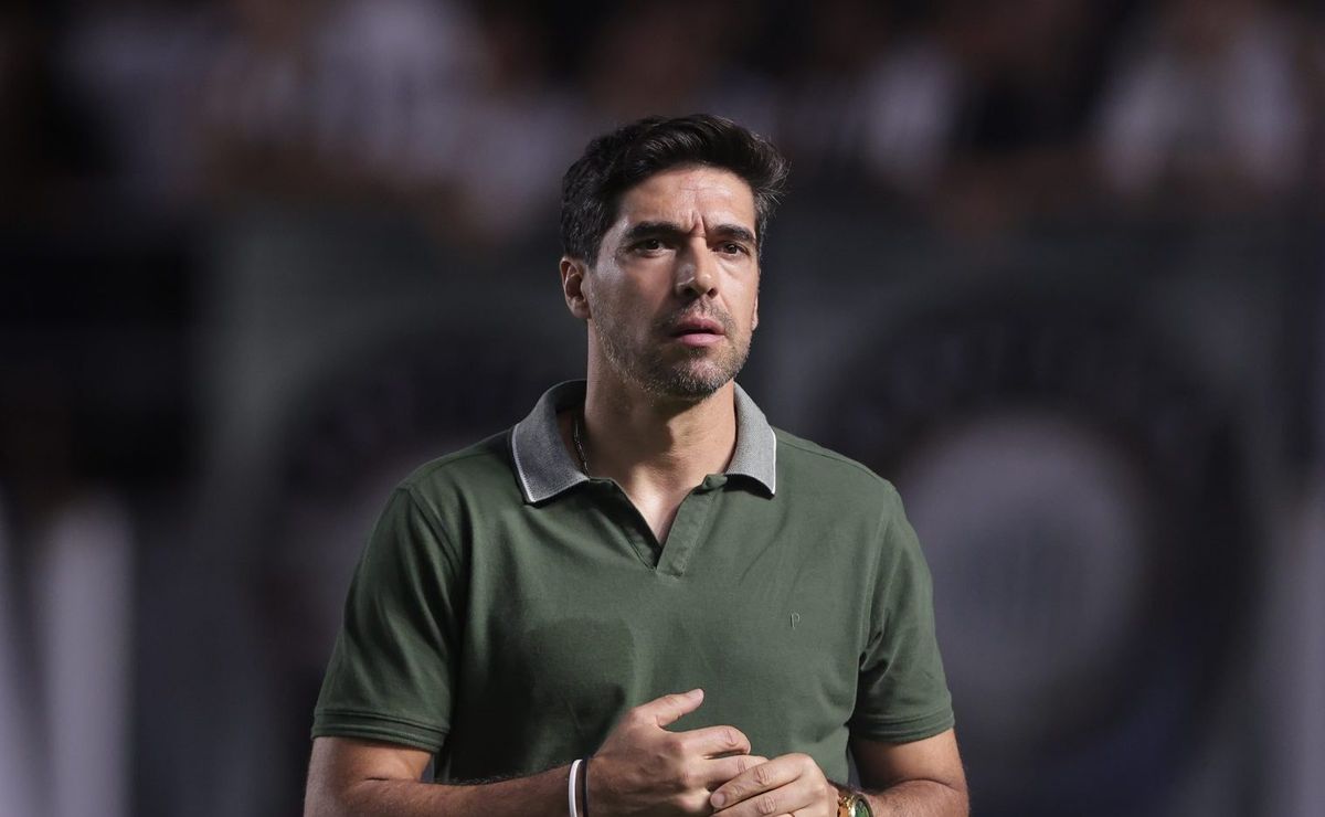 Abel Ferreira muda a situação no Palmeiras após um ano apagado de Rômulo em 2024