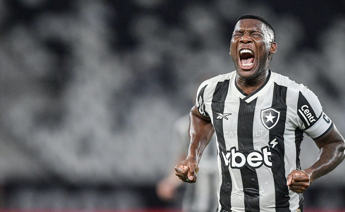 Patrick de Paula desabafa sobre vaias após marcar pelo Botafogo: “Sei lidar”