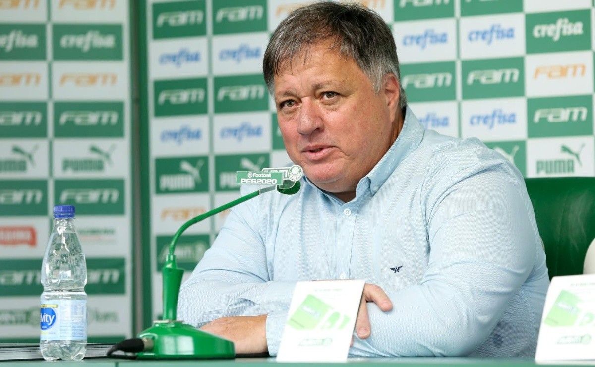 Leila vai na contramão de torcedores e conselheiros e mantém Anderson Barros no Palmeiras