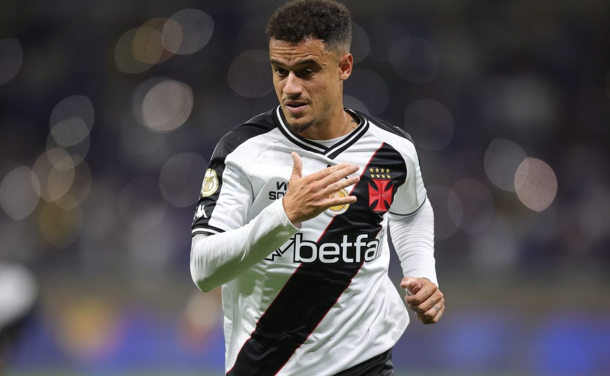 Atitude de Carille em Vasco x Portuguesa pode definir sucesso de Coutinho em 2025