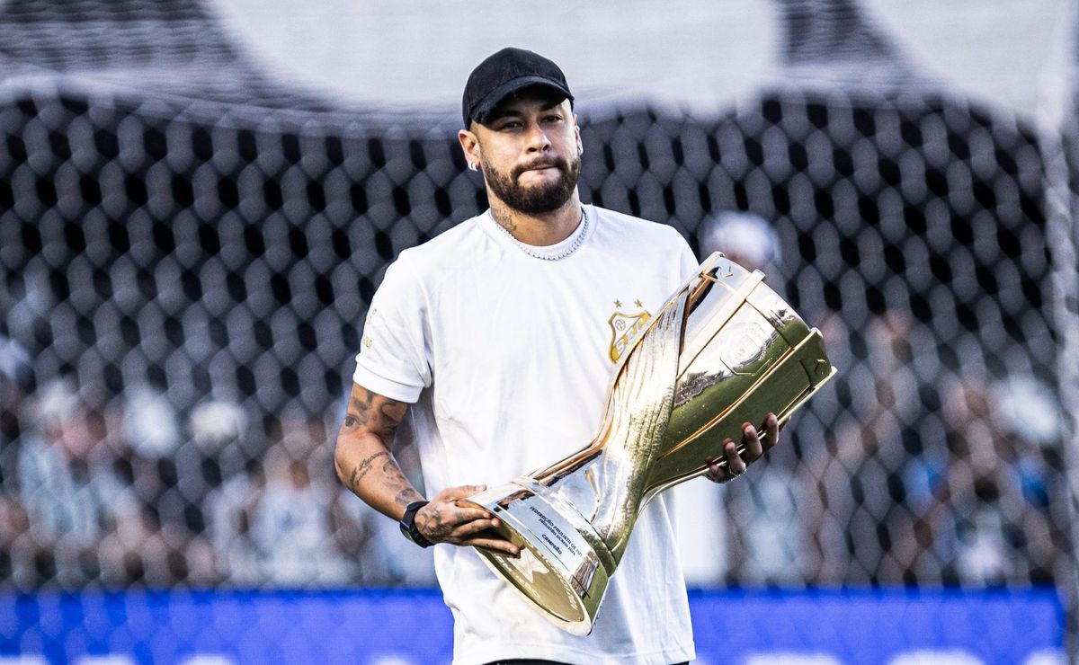 Marcelo Teixeira faz anúncio oficial e Neymar está de volta ao Santos: “Estamos de braços abertos”