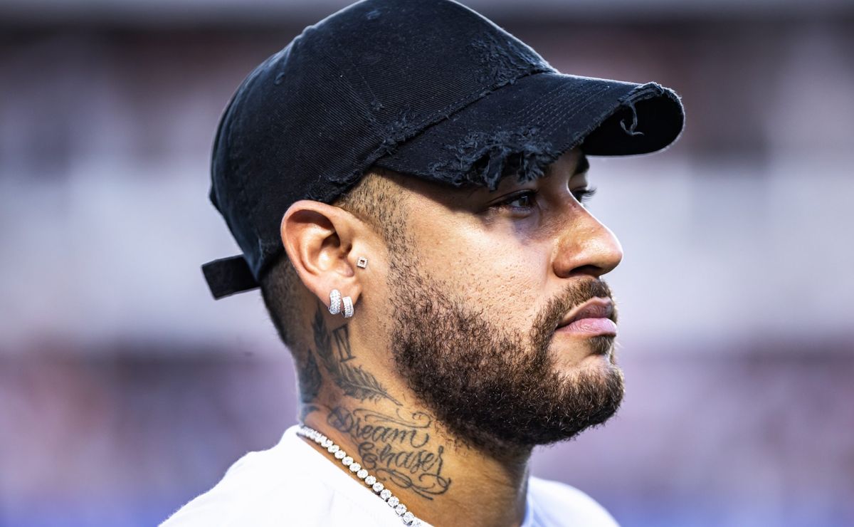 Entenda os motivos que levaram o Flamengo a desistir de contratar o Neymar