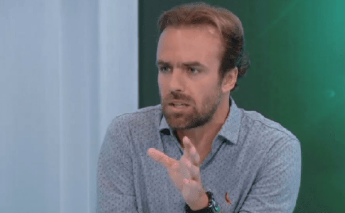 Roger Flores fala sobre Tomás Cuello no Atlético-MG: “Não pode ter essa ilusão…”