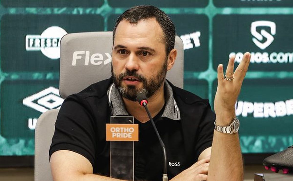 Fluminense recusa proposta do Olympiacos por Jhon Arias devido a valores baixos