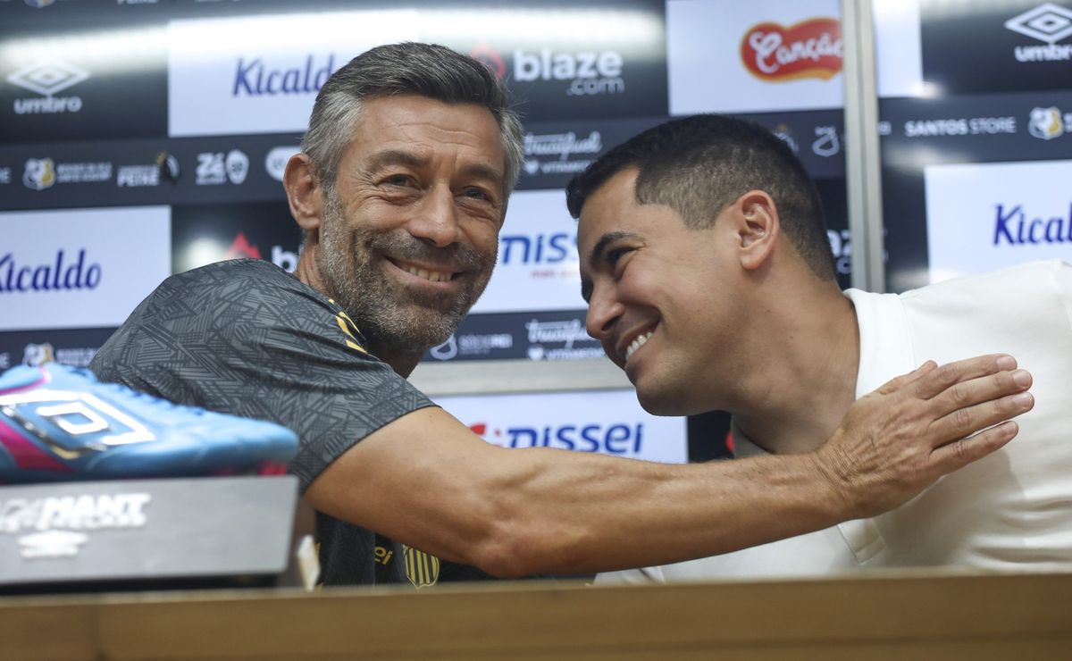 Pedro Martins é acionado nos bastidores e Santos decide rescindir com Yusupha Njie