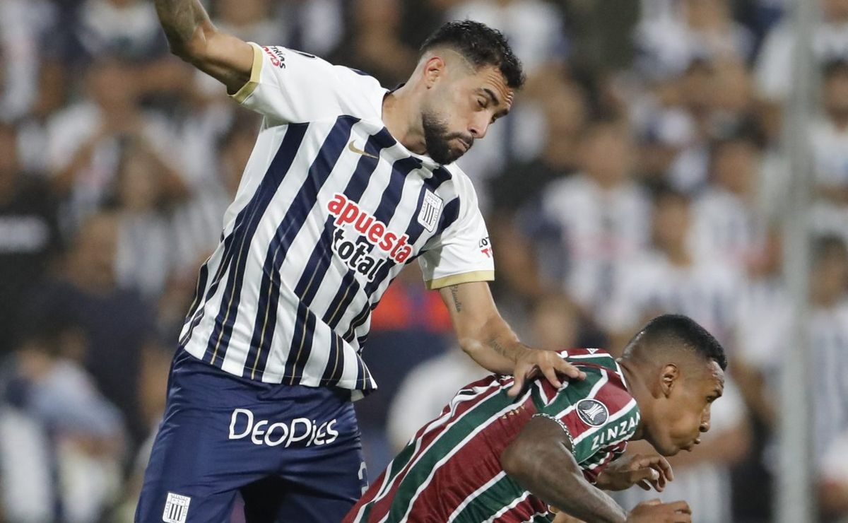 Juan Freytes, reforço de R$ 20 milhões, ainda aguarda oportunidade no Fluminense