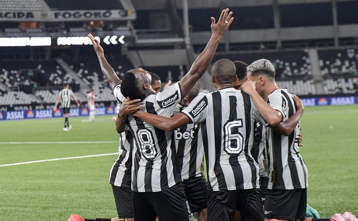Botafogo estreia patch de campeão da Libertadores nesta quarta-feira