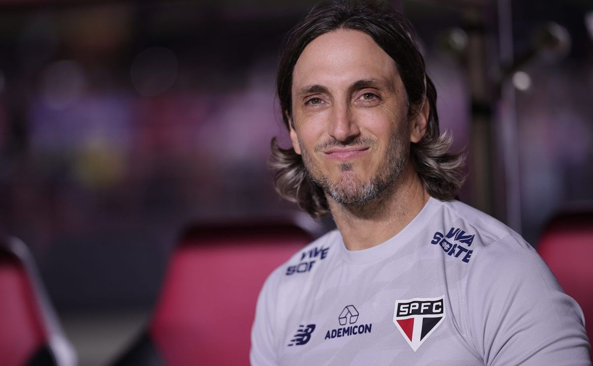 Por causa de Ryan Francisco, torcida do São Paulo critica Luiz Zubeldía