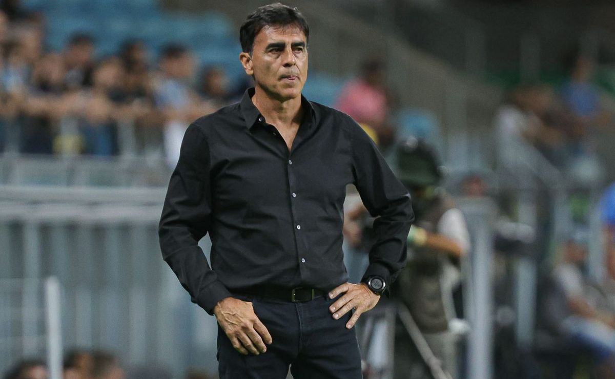 Grêmio convence no Gauchão e Quinteros é idolatrado no Tricolor: “Me deu uma seleção”