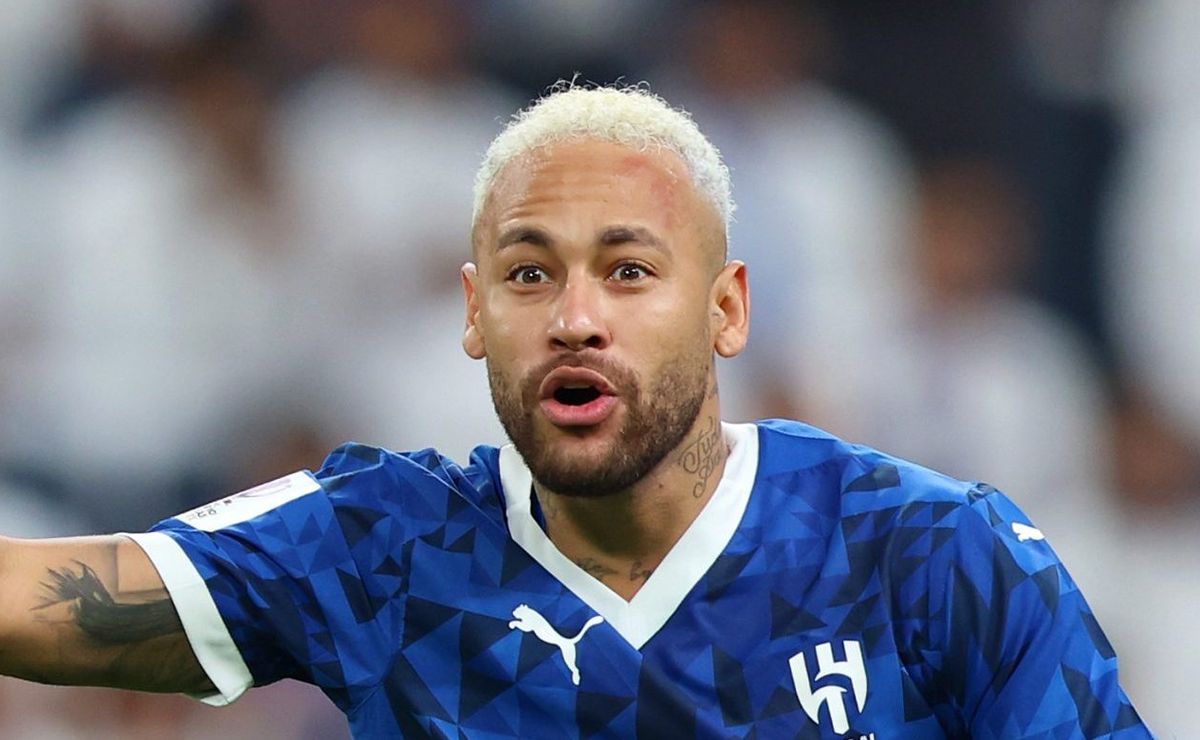Neymar tem problema importante na Arábia e volta ao Brasil pode ser adiada para os próximos dias