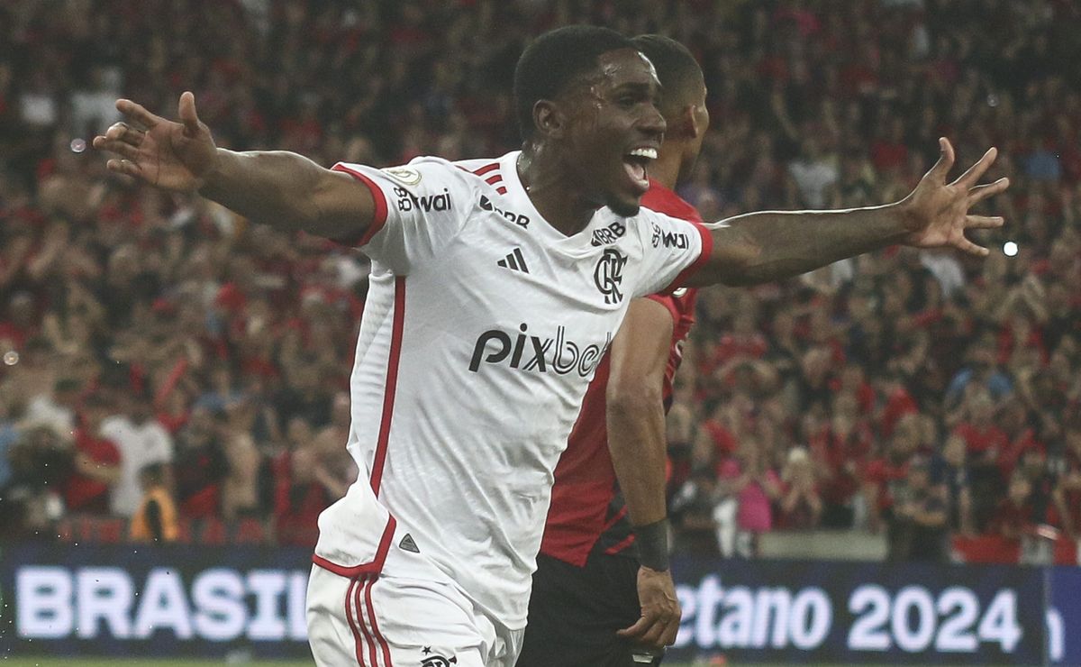 Evertton Araújo entra na mira de gigantes com grana forte e Flamengo decide tudo sobre venda