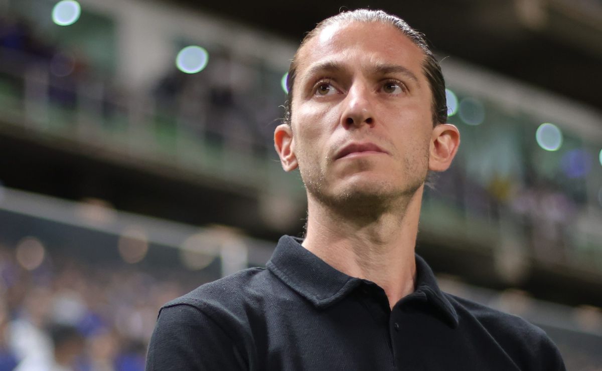 Filipe Luís revela detalhes estudados sobre Botafogo para decisão da Supercopa do Brasil: “É uma ideia…”