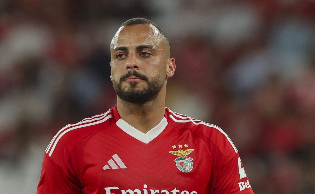 Arthur Cabral, alvo do Corinthians, acerta transferência por R$ 122 milhões para jogar no West Ham-ING