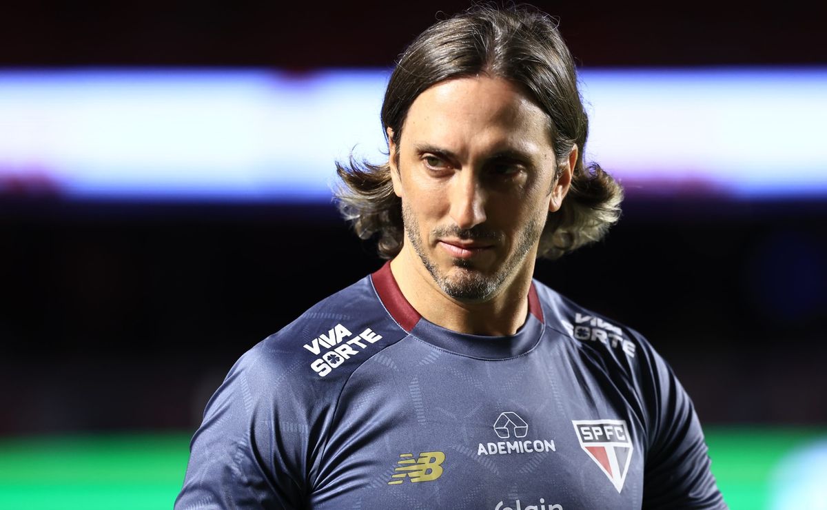 Zubeldía revela conselhos a dupla da base que deixou o São Paulo: “Não pode se acomodar”