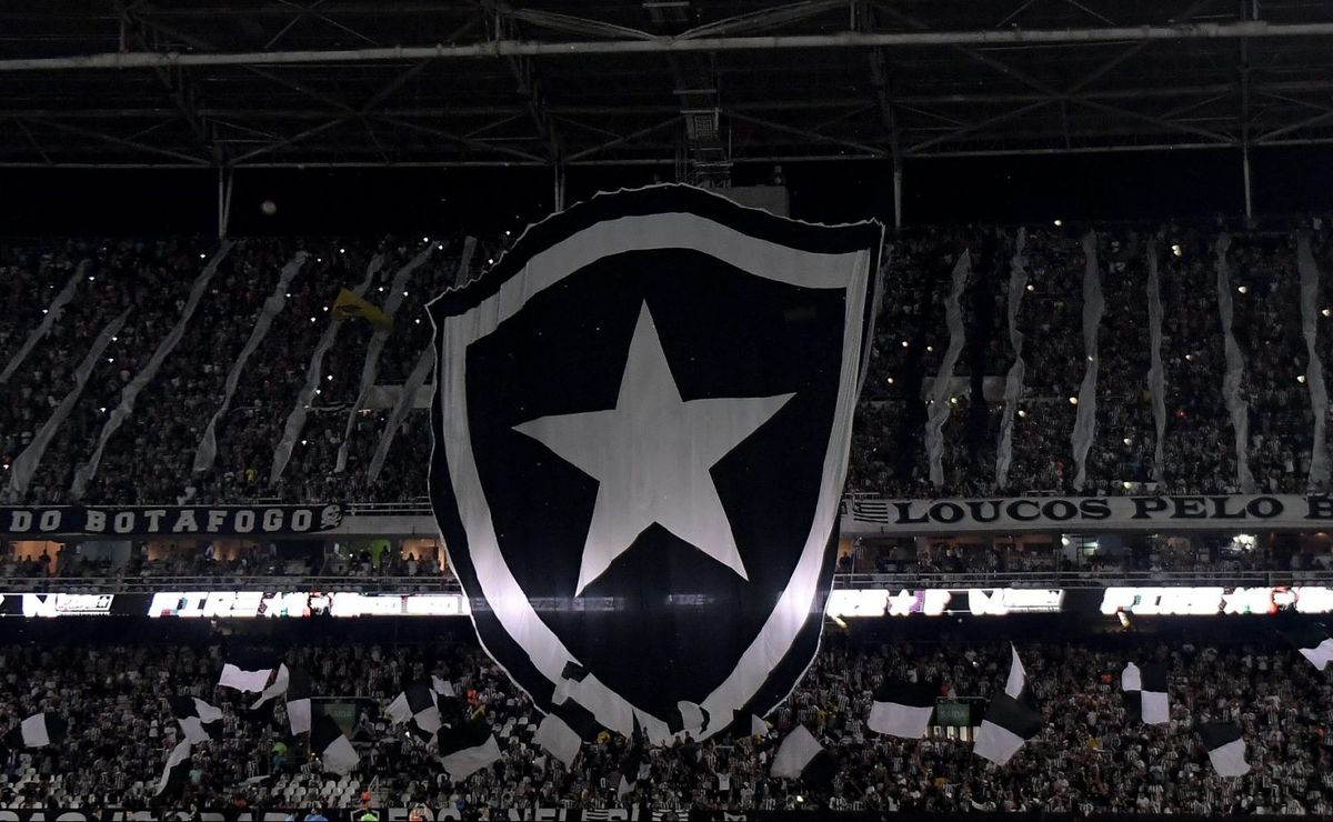 Alessandro Brito analisa confronto do Botafogo contra o Flamengo na Supercopa: ‘Nos preparamos muito’