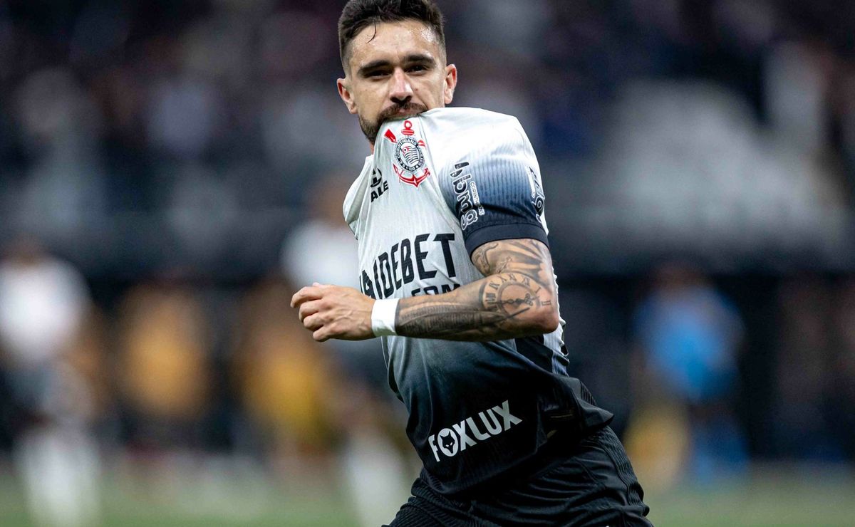 Coronado ganha decisão final após atuação junto a Depay em Corinthians x Noroeste: “Titular com Garro”