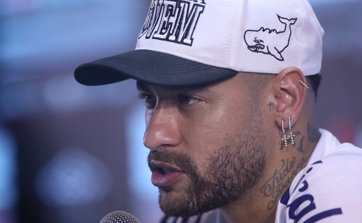 Neymar receberá R$ 4,1 milhões em carteira no Santos; Confira os detalhes do contrato