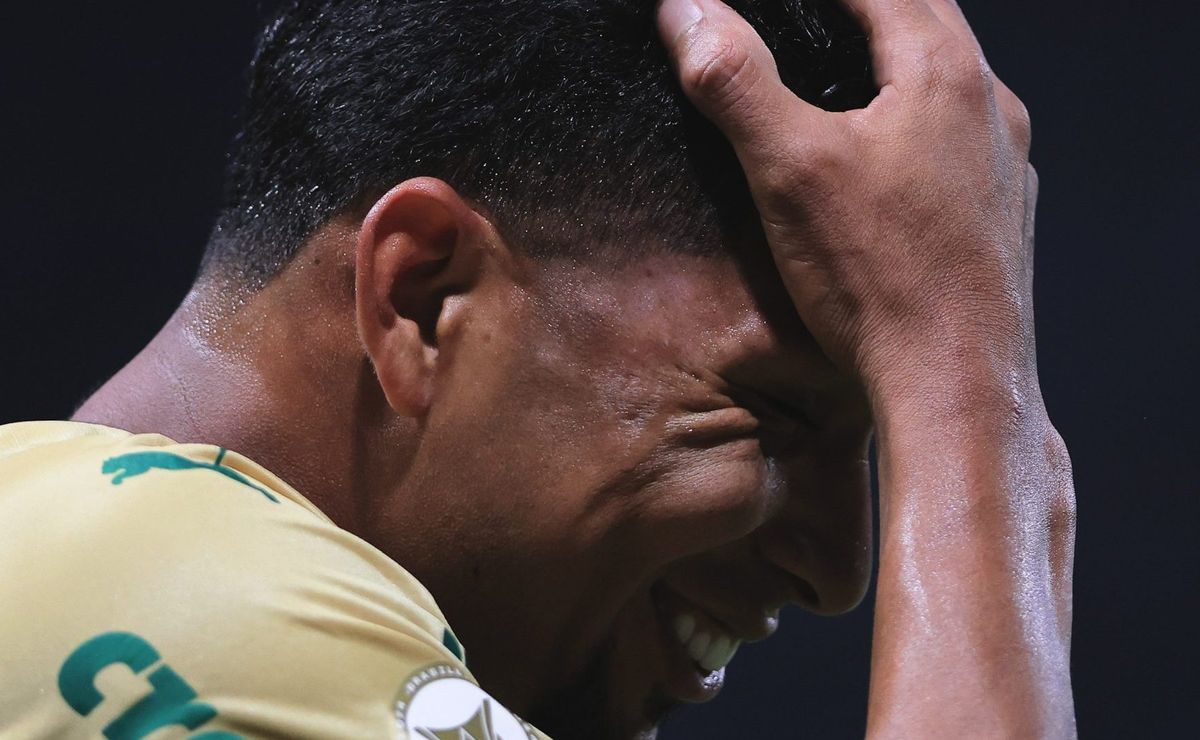Rony fica no Palmeiras após negociação com clube do Catar fracassar