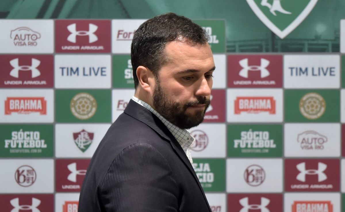 Fluminense encontra dificuldades para reforçar o elenco devido ao fechamento das janelas do exterior