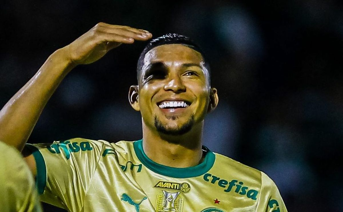 Santos desiste de Rony e mira outro reforço para o ataque, revela Vagner Frederico