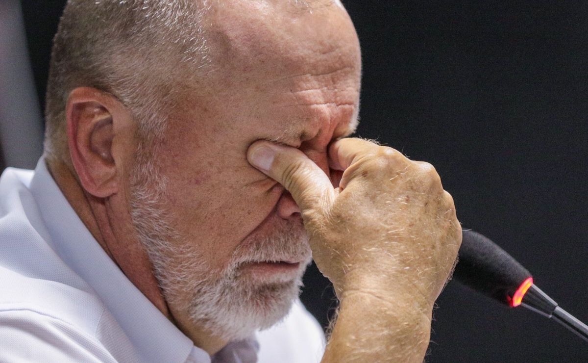 Mano Menezes pode ter ‘dejavu’ no Fluminense, onde vive momento semelhante de quando comandava Corinthians