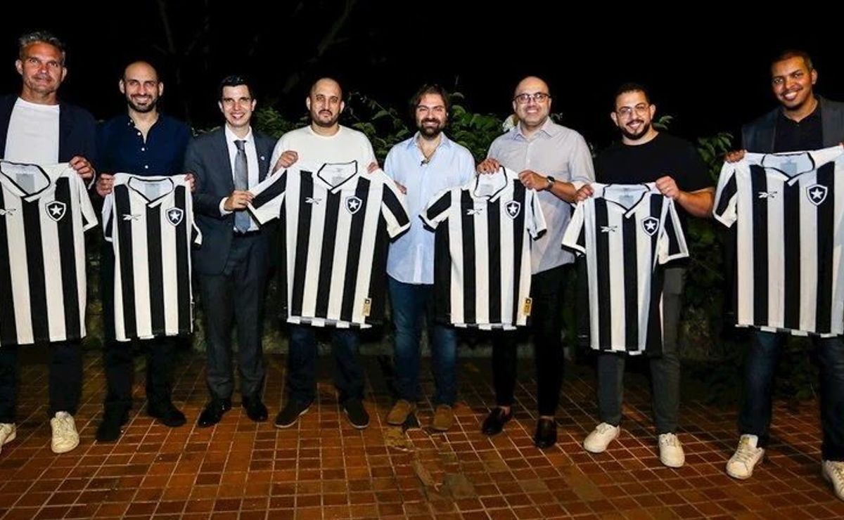Botafogo reforça laços com Saudi Pro League em encontro com representantes da liga