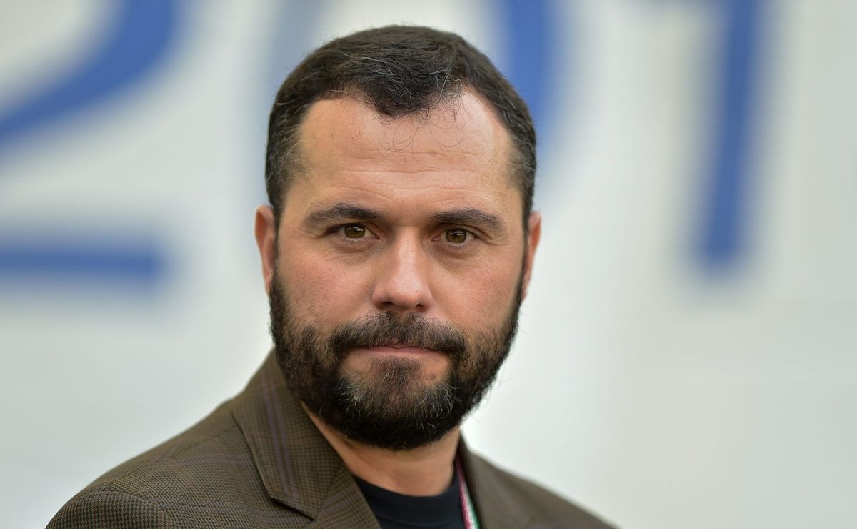 Fluminense define prioridades no mercado e intensiva busca por reforços