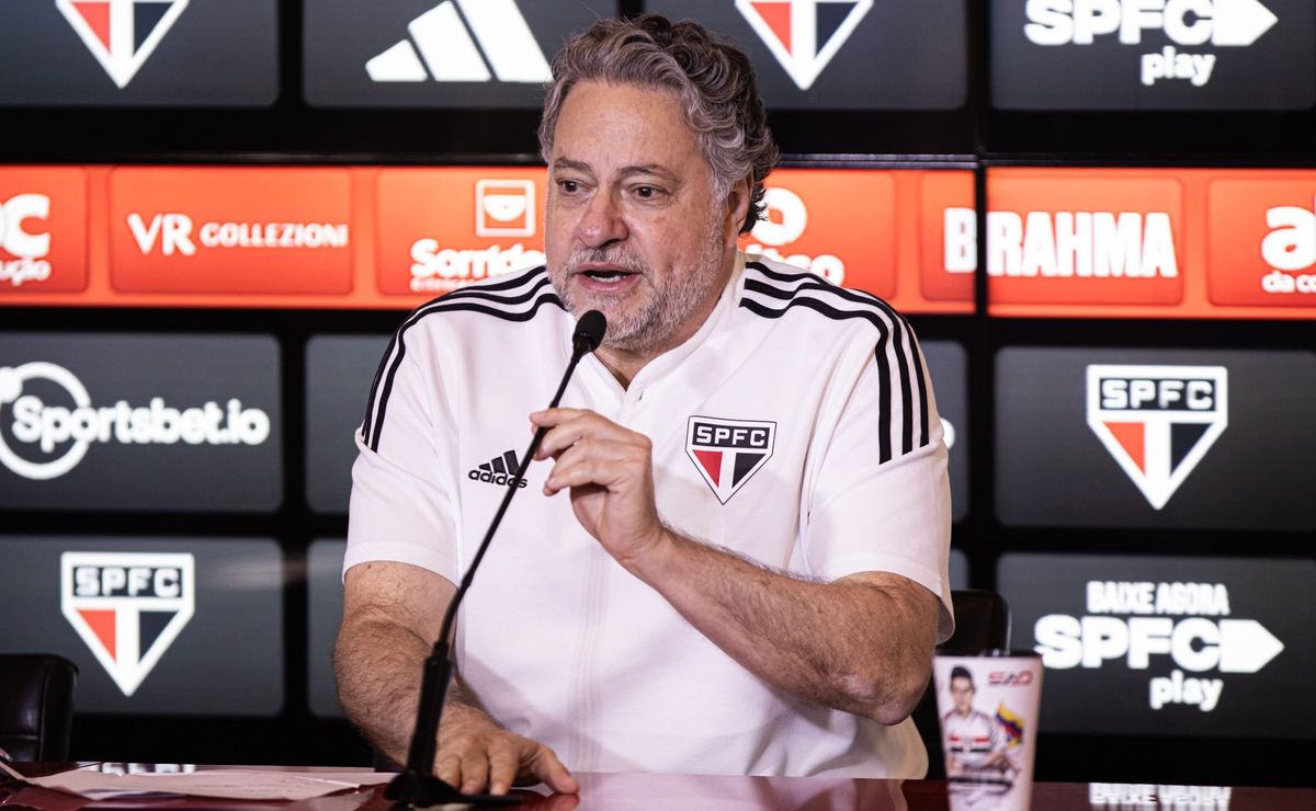 Casares revela São Paulo pronto, mas deixa a porta aberta para contratação de reforços: “agora é…”