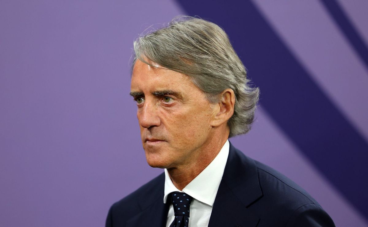 Roberto Mancini no Botafogo tem conversa positiva em reunião com John Textor