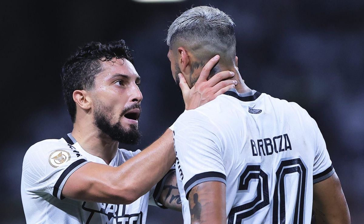 Escalação do Botafogo: Alex Telles é vetado e time terá 2 desfalques contra Nova Iguaçu